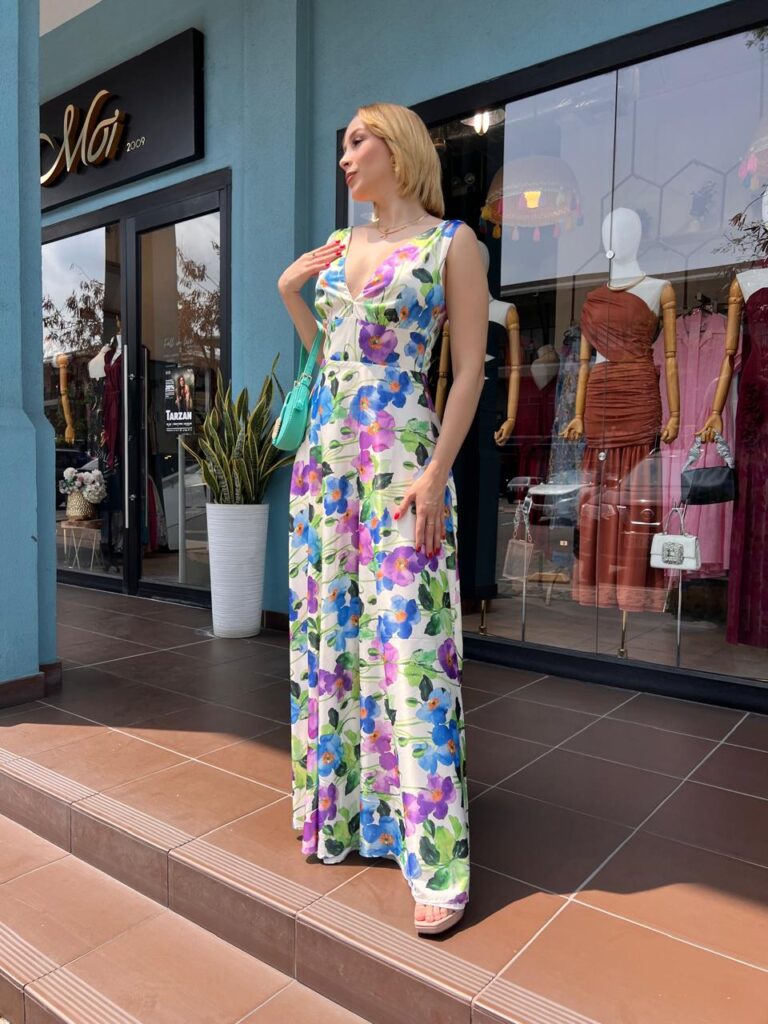 MOI - Ropa y Accesorios